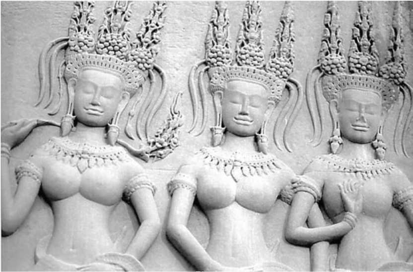 Апсары. Рельеф храма Ангкор-Ват (XII в.).